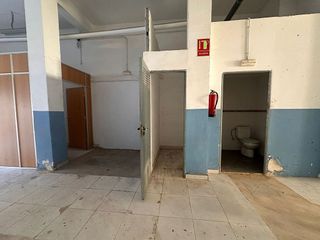 Nave industrial en alquiler en En Corts en Valencia