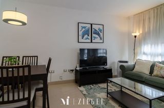 Piso en alquiler en Santa Catalina - Canteras en Palmas de Gran Canaria(Las)