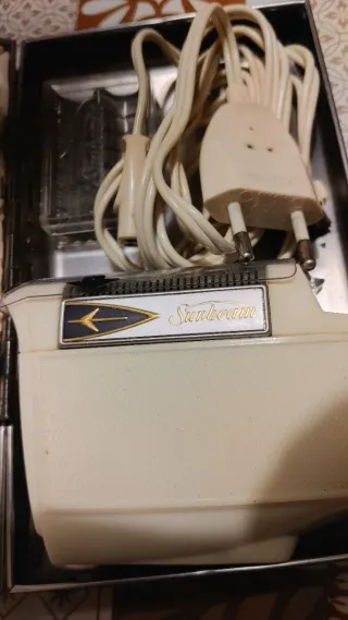 Rasoio Elettrico Vintage Sunbeam 777
