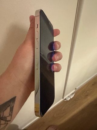 iPhone 14 Pro Max Plata + Apple Watch 38mm.