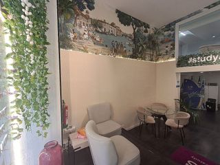 Local comercial en alquiler en Sant Gervasi - Galvany en Barcelona