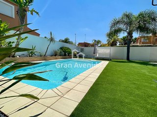 Chalet en alquiler en Montepilar en Eliana (l´)