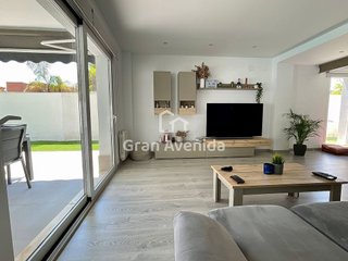 Chalet en alquiler en Montepilar en Eliana (l´)