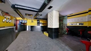 Local comercial en alquiler en Monte Alto - Zalaeta - Atocha en Coruña (A)