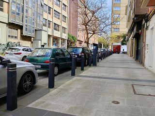 Local comercial en alquiler en Monte Alto - Zalaeta - Atocha en Coruña (A)