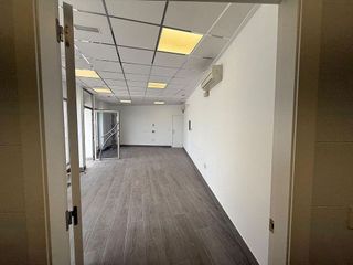 Local comercial en alquiler en  El Acequión - Los Naúfragos en Torrevieja