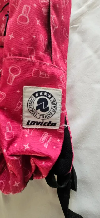 Zaino Invicta rosa con stampa occhi e labbra