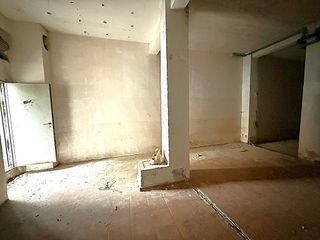 Local comercial en alquiler en Montolivet en Valencia