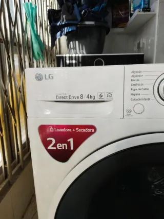 Lavadora Secadora LG Direct Drive 8/4kg Para repar