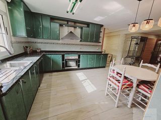 Chalet en venta en La Siesta - El Salado - Torreta en Torrevieja