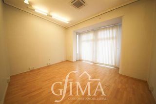 Local comercial en alquiler en Tomelloso