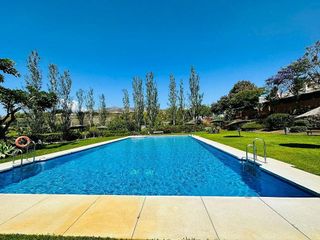 Piso en alquiler en Playamar en Torremolinos