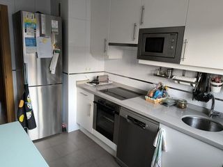 Piso en alquiler en Tenderina Alta - Fozaneldi en Oviedo