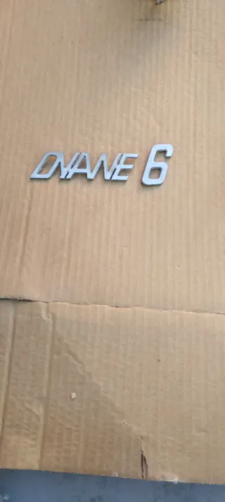 Anagrama Dyane 6
