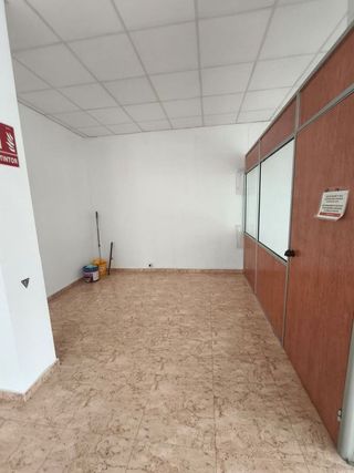 Local comercial en alquiler en Sant Isidre en Valencia