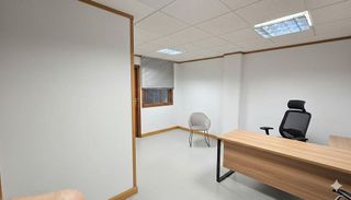 Nave industrial en venta en La Estación en Badajoz