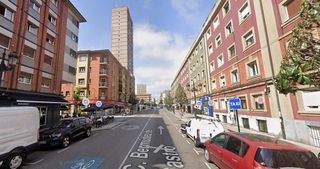 Piso en venta en Milán - Pumarín - Teatinos en Oviedo