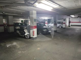 Garaje en venta en Maria Auxiliadora - Barriada LLera en Badajoz