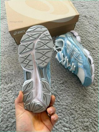 asics gel nyc bleu clair 38