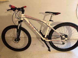 Bicicleta GT Avalanche Blanca