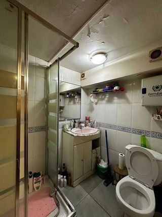 Local comercial en venta en Almendrales en Madrid