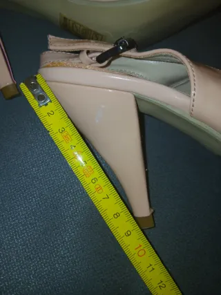 Zapatos charol rosa sin estrenar