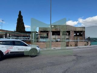 Nave industrial en venta en Griñón