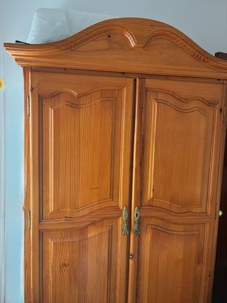 Armario madera maziza provenzal