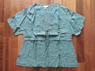 Top Kookai bordado artesanal verde t. S