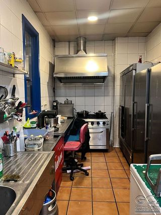 Local comercial en venta en Hispanoamérica - Comunidades en Valdemoro