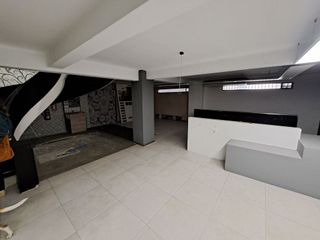 Local comercial en venta en Areal – Zona Centro en Vigo