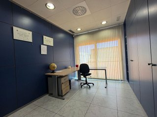 Local comercial en venta en Empuriabrava en Castelló d´Empúries