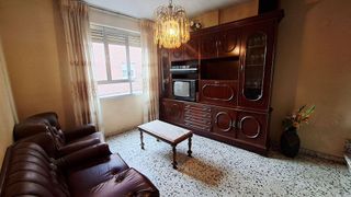 Casa pareada en venta en Cacabelos