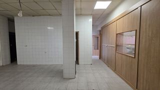 Local comercial en alquiler en La Llum en Valencia