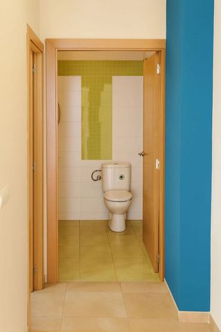 Local comercial en alquiler en Morvedre en Valencia