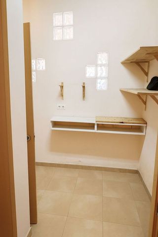 Local comercial en alquiler en Morvedre en Valencia