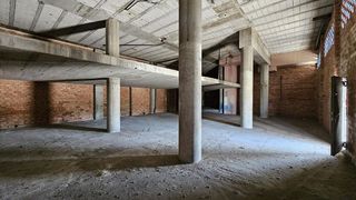 Local comercial en alquiler en Santa Rosa - Valdeolleros en Córdoba