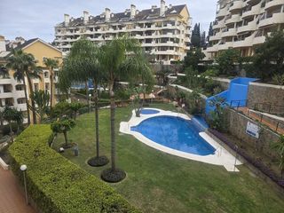 Piso en alquiler en Nueva Andalucía centro en Marbella