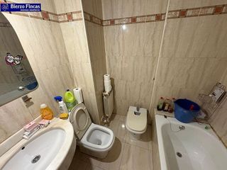 Piso en venta en Casco Antiguo en León