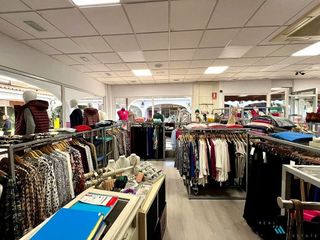 Local comercial en venta en Fuentebella-San Felix-El Leguario en Parla