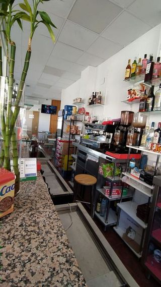 Local comercial en venta en Centro Ciudad en Manises