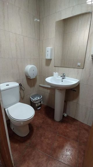 Local comercial en venta en Centro Ciudad en Manises