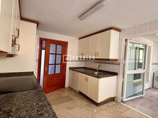 Piso en venta en Playamar en Torremolinos