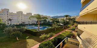 Piso en venta en Playamar en Torremolinos