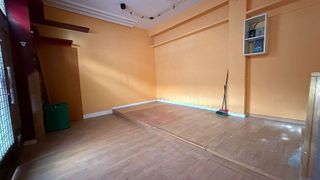 Local comercial en venta en Lucero en Madrid