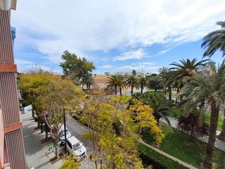 Piso en venta en Ensanche - Diputación en Alicante