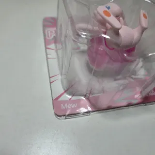 NUOVO Magnet Pokemon Figure Series: Mew 5cm