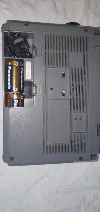 Radiocasete Sanyo M2402-4F Plata