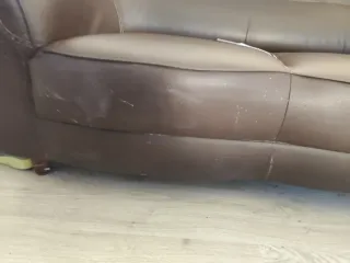 Sofá 2 plazas piel sintética