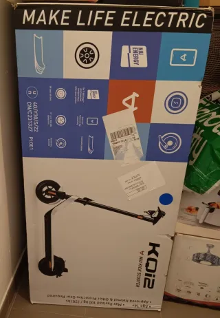 Patinete Eléctrico Blanco y Negro